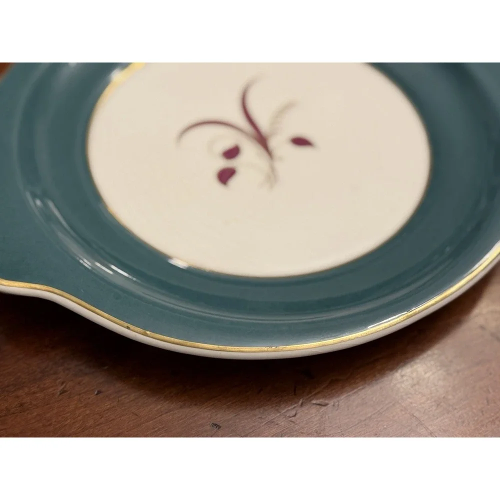 The Harker Pottery Co 22KT PLAT. Oval Serving Platter (13